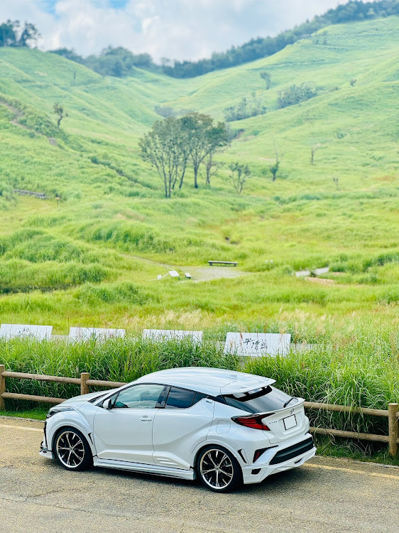 C-HRの山と愛車・C-HR・ドライブ・ダム・スマホクオリティに関するカスタム事例の投稿画像1枚目