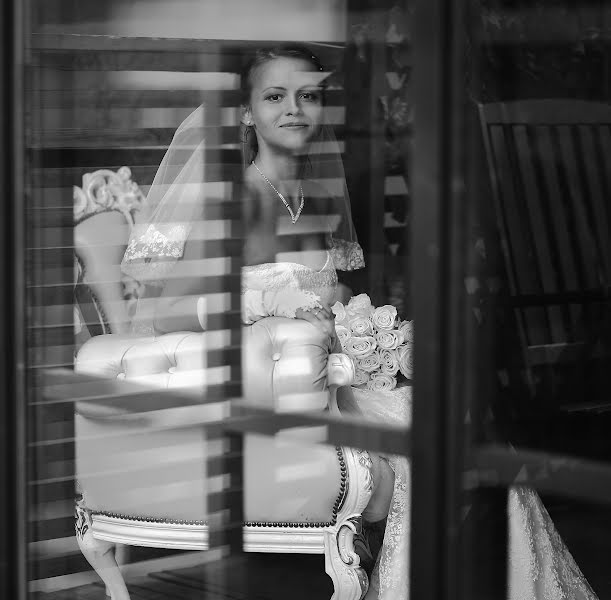 Wedding photographer Katerina Dogonina (dogonina). Photo of 1 October 2014