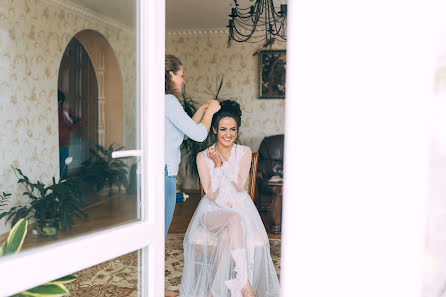 Wedding photographer Liliana Arseneva (arsenyevaliliana). Photo of 2 May 2019