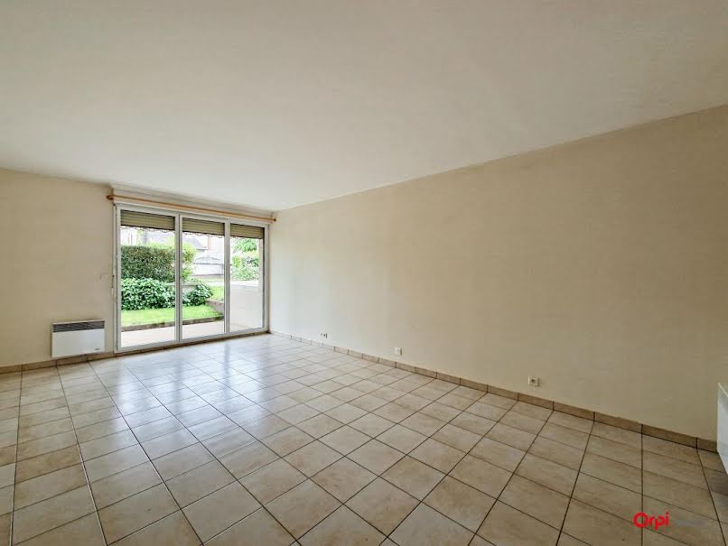 Location  appartement 2 pièces 55 m² à Montargis (45200), 650 €