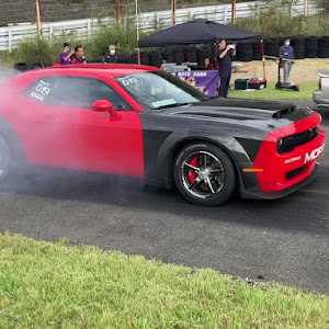 チャレンジャー SRT Hellcat