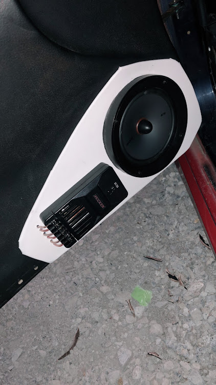 180SXのスピーカー・キッカー・アウターバッフル・180sx・DIYに関するカスタム事例の投稿画像1枚目