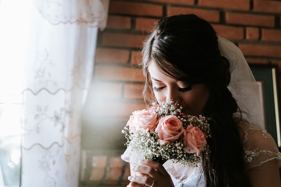 Wedding photographer Paola Gutiérrez (alexypao). Photo of 10 August 2017