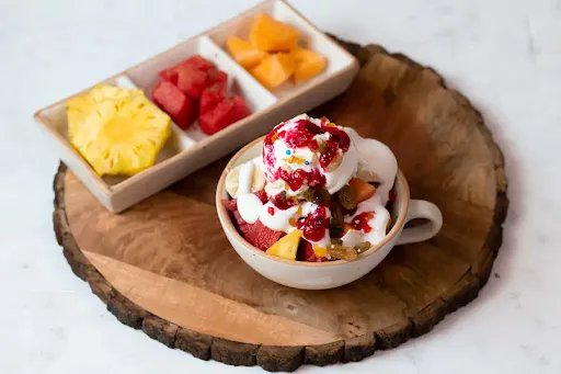 Fruit Salad With Ice-cream