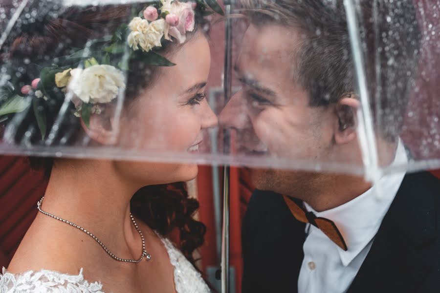 Wedding photographer Ari Mäkiö (arimakio). Photo of 19 June 2019