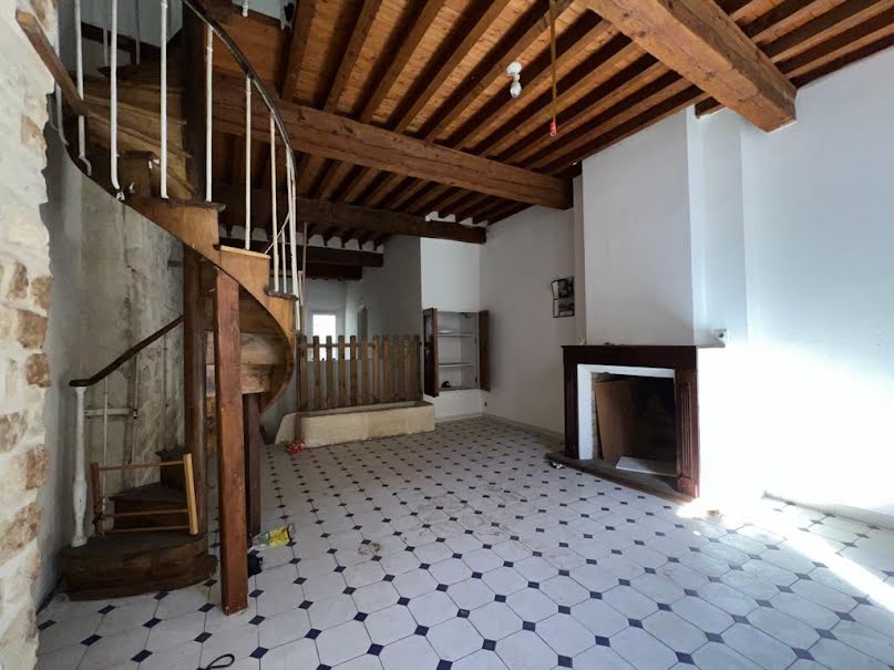 Vente maison 5 pièces 121 m² à Tarascon (13150), 160 000 €