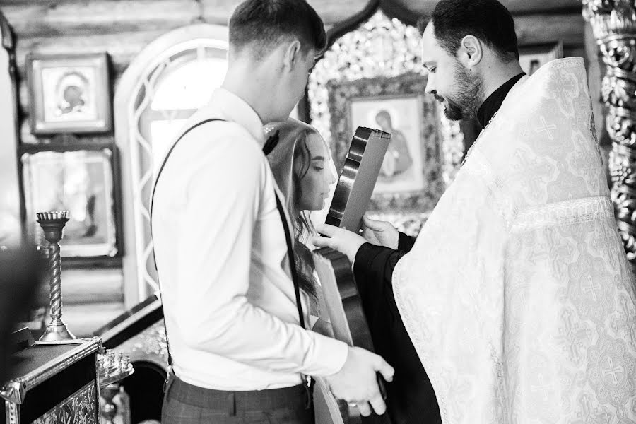 Fotógrafo de bodas Yuliya Melnik (melnitsaphoto). Foto del 5 de junio 2020