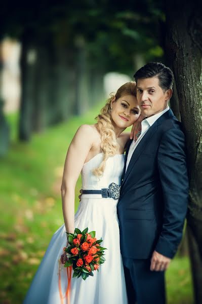 Wedding photographer Oleg Smirnov (jotai). Photo of 25 April 2014