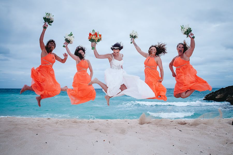 Fotógrafo de bodas Santi Vidal (santividal). Foto del 2 de febrero 2022