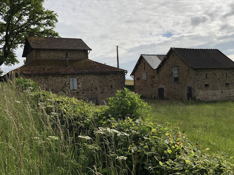 Vente ferme 8 pièces 255 m² à Larochemillay (58370), 70 000 €