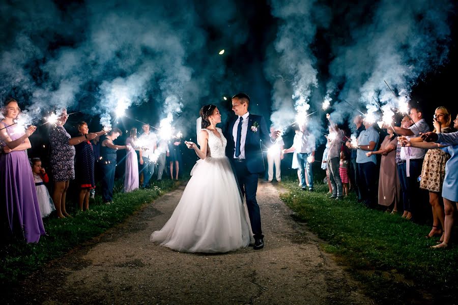 Fotógrafo de casamento Dina Romanovskaya (dina). Foto de 6 de setembro 2018