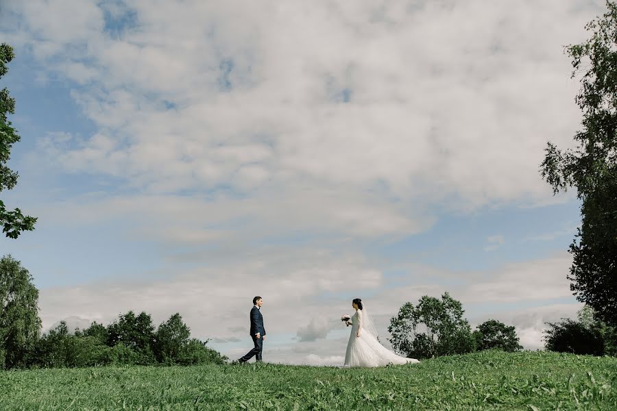 Fotógrafo de casamento Kseniya Lopyreva (kslopyreva). Foto de 15 de novembro 2017