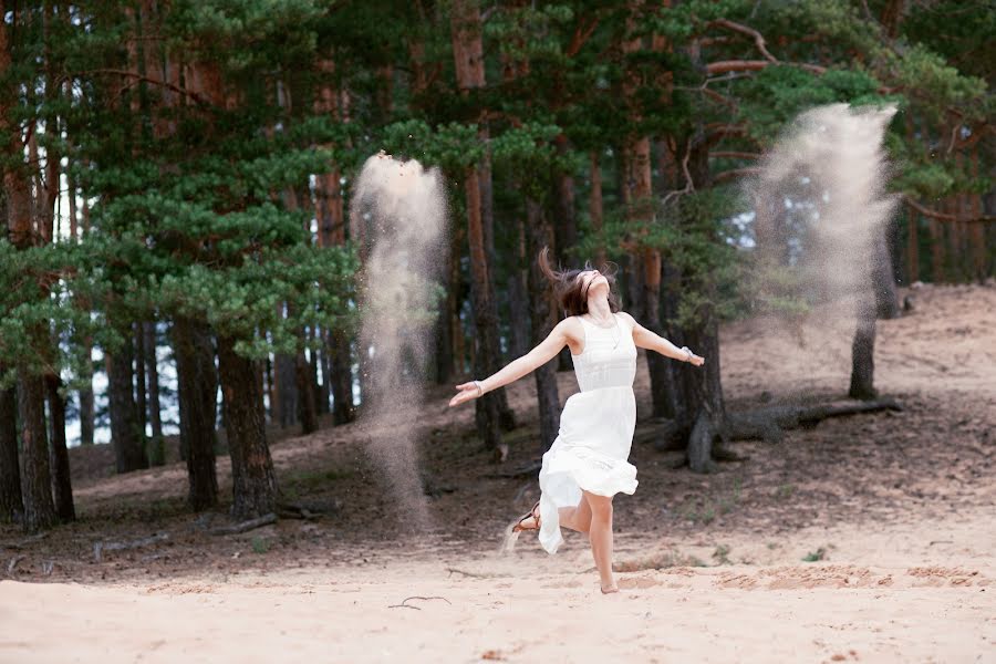 Svatební fotograf Evgeniya Yanceva (eniffer). Fotografie z 11.srpna 2015