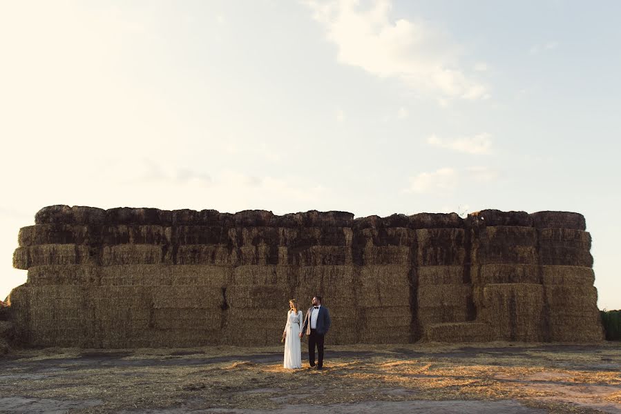 Wedding photographer Kseniya Ivanova (kinolenta). Photo of 8 October 2018