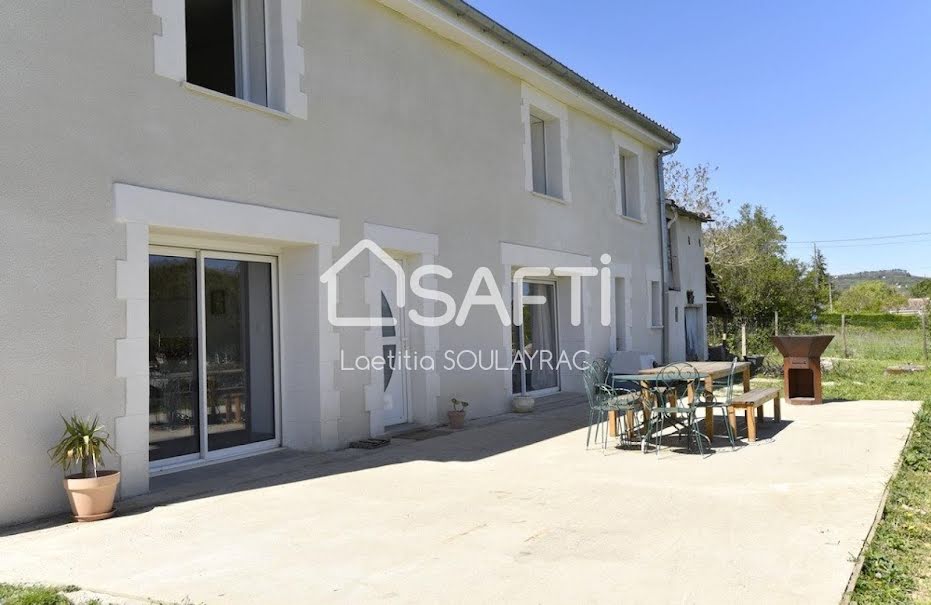 Vente maison 5 pièces 172 m² à Castres (81100), 295 000 €