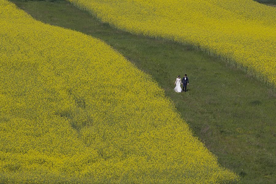 Bryllupsfotograf Silviu Monor (monor). Bilde av 26 mai 2015