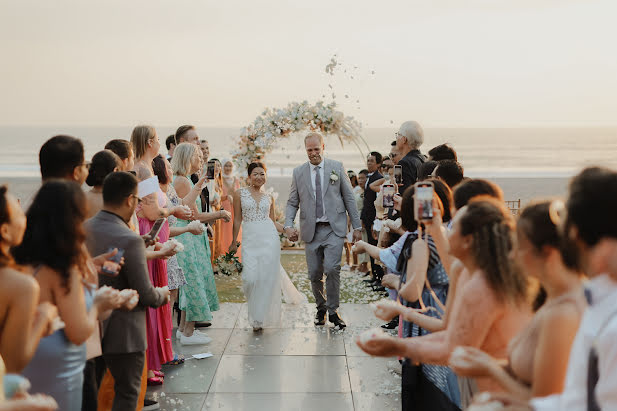 Photographe de mariage Juniver Alexanto (warnaproject). Photo du 25 octobre 2023