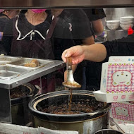 泉焢肉飯