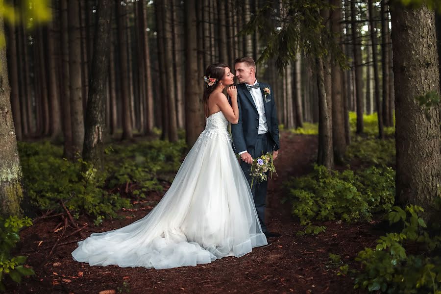 Svatební fotograf Anastasiya Laukart (sashalaukart). Fotografie z 16.července 2019