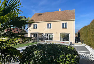 House with pool and terrace 2