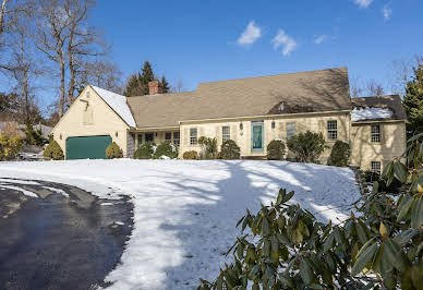 House with garden 3