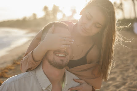 Photographe de mariage Aleksey Beloze (beloze). Photo du 18 décembre 2021