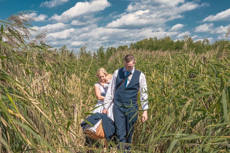 Fotógrafo de casamento Adam Wnęta (fotomyszy). Foto de 24 de fevereiro 2020