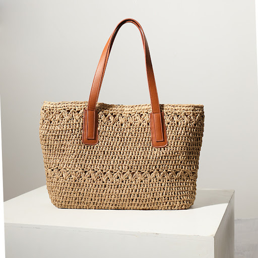 Title 4, Portable large-capacity one-shoulder rattan bag...