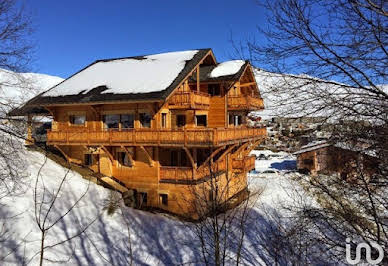 Chalet avec terrasse 1