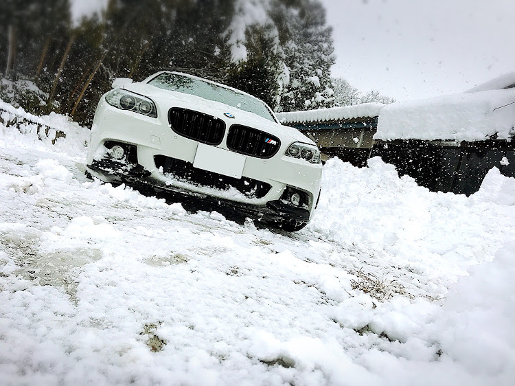 5シリーズ セダンのエムズガレージ・雪・雪かき・bmw・bmw5シリーズに関するカスタム事例の投稿画像2枚目