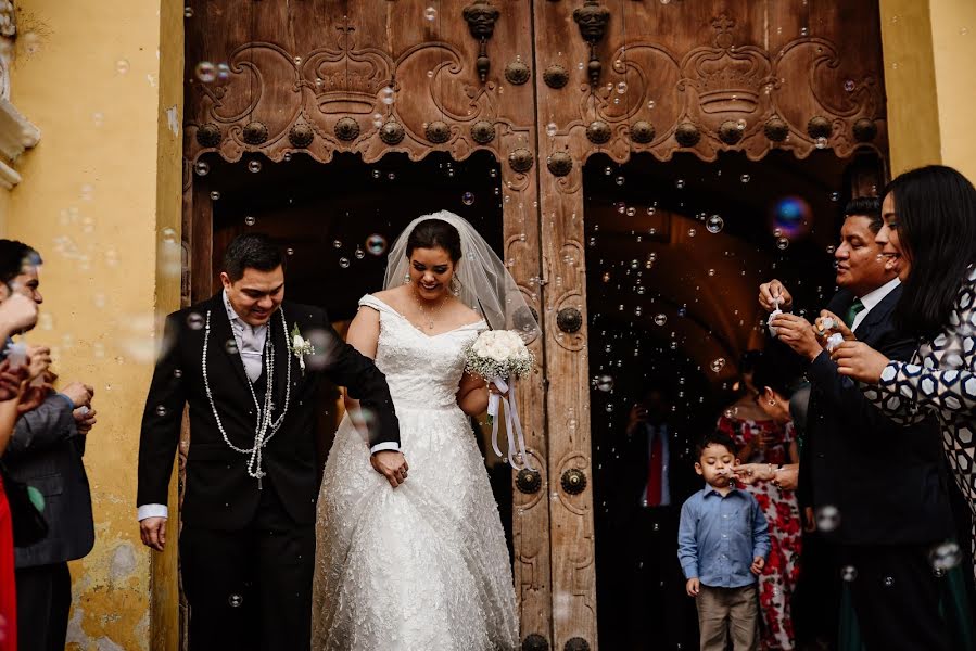 Fotografo di matrimoni Juan Salazar (bodasjuansalazar). Foto del 21 giugno 2019