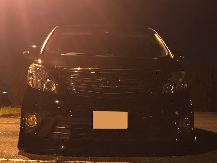 アルファードの車高調整・DIY・洗車・エアサス車高調整よくわからんに関するカスタム事例の投稿画像3枚目