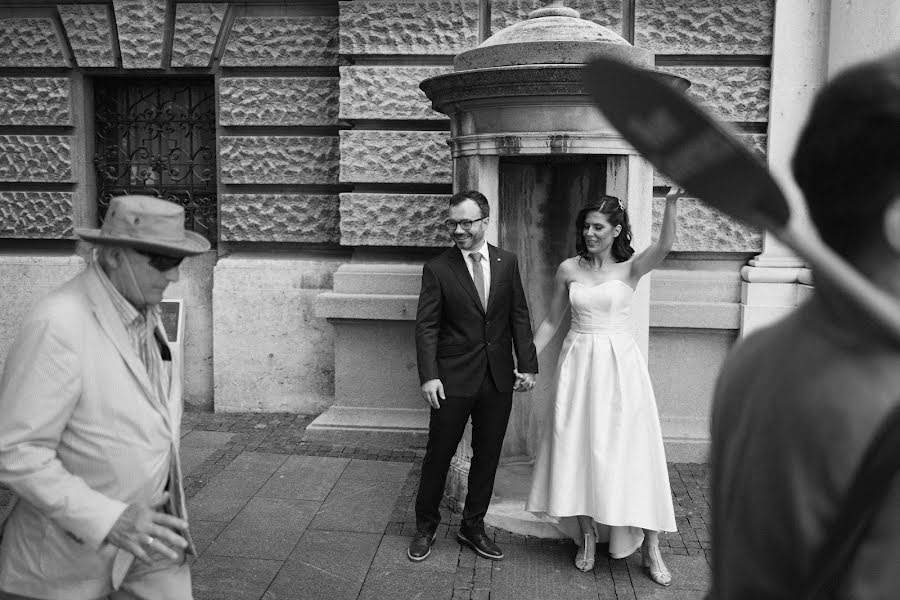 Fotografer pernikahan Milos Gavrilovic (milosweddings1). Foto tanggal 19 Oktober 2022