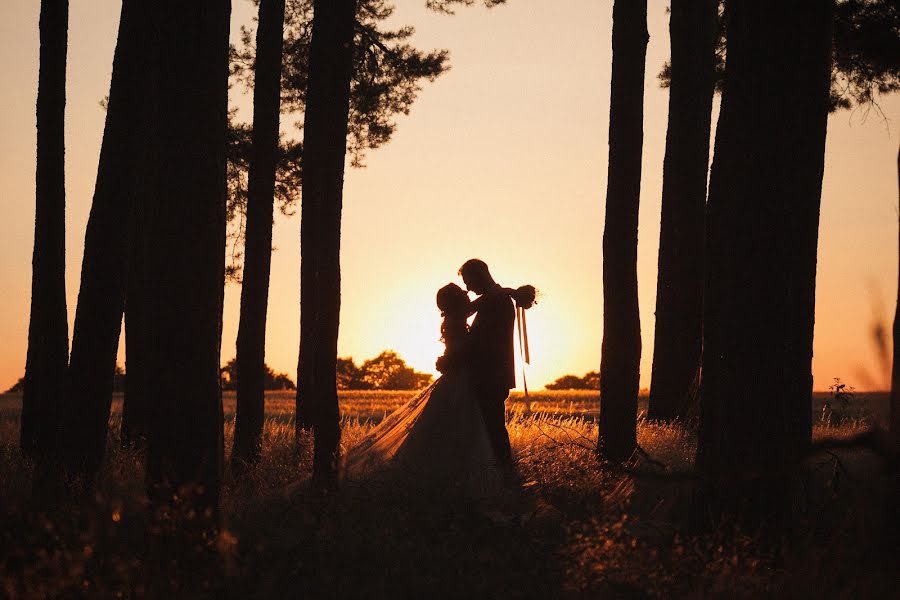 Wedding photographer Krzysia Kowerczuk (krfoto). Photo of 11 July 2018