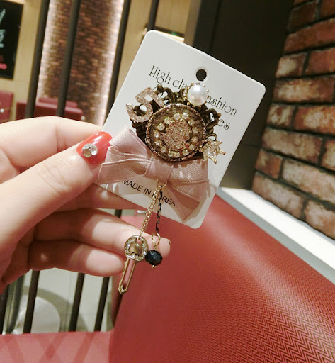 Title 5, European and American Fashion Simple Digital Bo...
