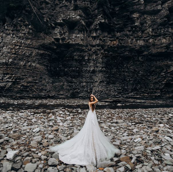 Fotógrafo de casamento Volodymyr Harasymiv (vharasymiv). Foto de 23 de janeiro 2019