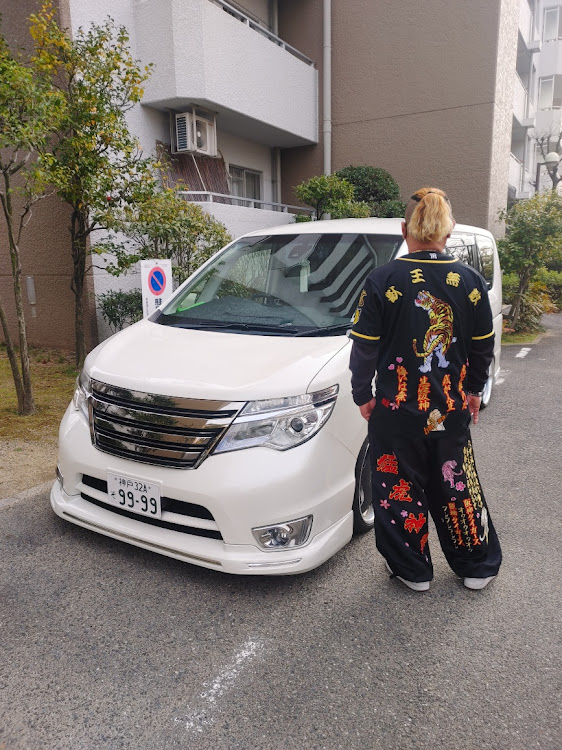 セレナのあきらさんが投稿したカスタム事例の投稿画像1枚目