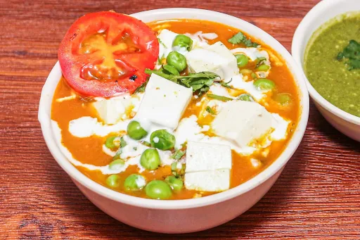 Matar Paneer