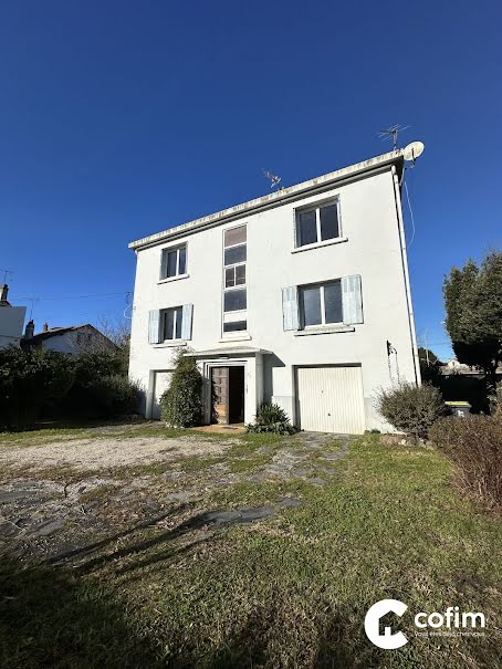 Vente maison  275 m² à Tarbes (65000), 270 000 €