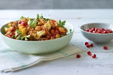 Warm squash and goats' cheese salad