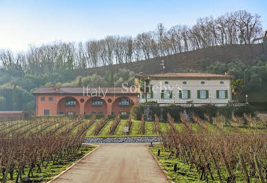 Villa avec jardin et terrasse 3