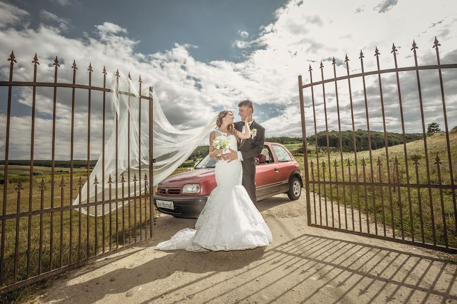 Fotógrafo de bodas Ovi Ci (naostudio). Foto del 2 de septiembre 2016