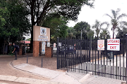 The Pretoria school's SGB is proposing that its parallel medium system be scrapped and the education department place its Afrikaans pupils at neighbouring schools.