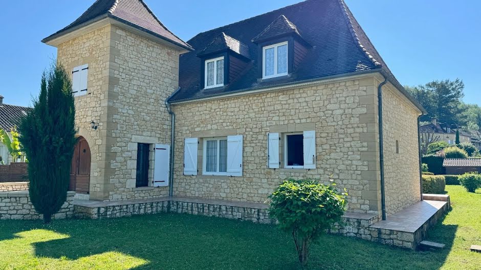 Vente maison 6 pièces 160 m² à Saint-Cyprien (24220), 333 900 €