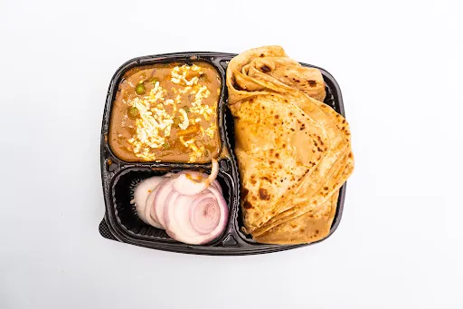 Paratha With Matar Paneer