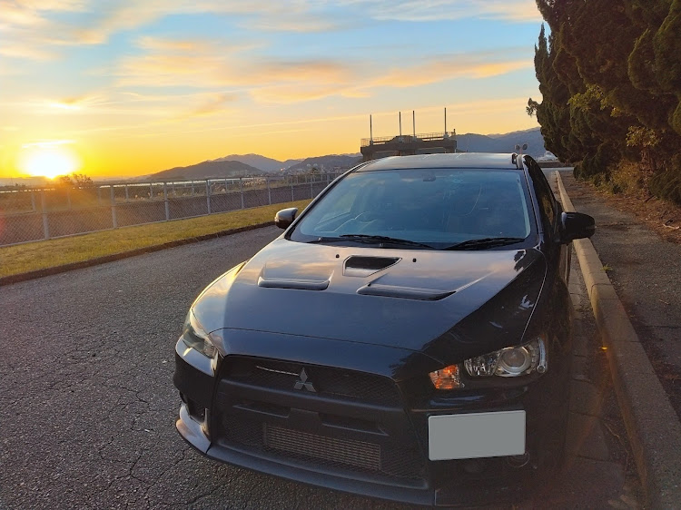 ランサーエボリューションの朝日とコラボ・PickUpチャレンジ・車体のダメージ・欲しい物いっぱい・眠りの小五郎😪に関するカスタム事例の投稿画像1枚目