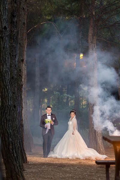 Wedding photographer Yasin Kiratli (kiratliyasin). Photo of 28 October 2017