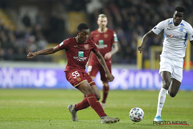 Waarom Anderlecht ineens in zijn bordeaux shirts speelt