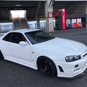 スカイライン GT-R BNR34