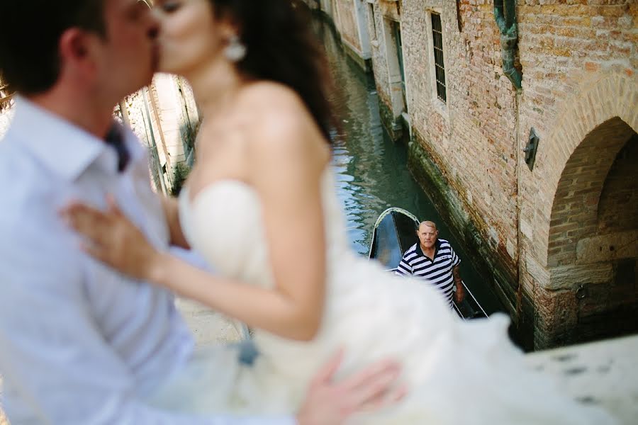 Fotografo di matrimoni Alex Paul (alexpaulphoto). Foto del 1 luglio 2013